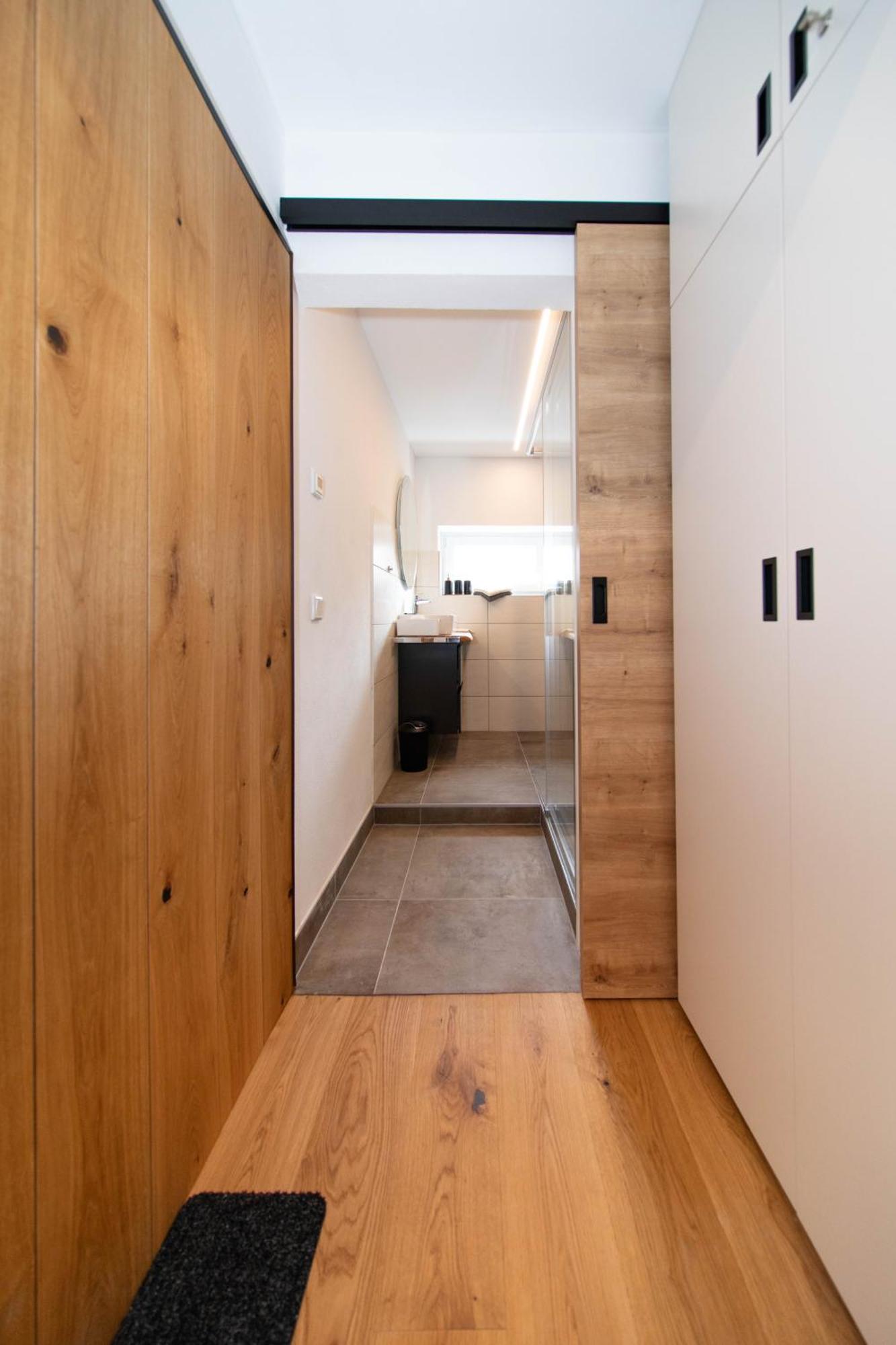 Ferienwohnung Silvia, Mondsee Zentrum المظهر الخارجي الصورة